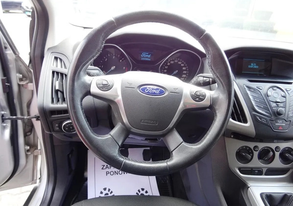 Ford Focus cena 29900 przebieg: 229000, rok produkcji 2014 z Wronki małe 301